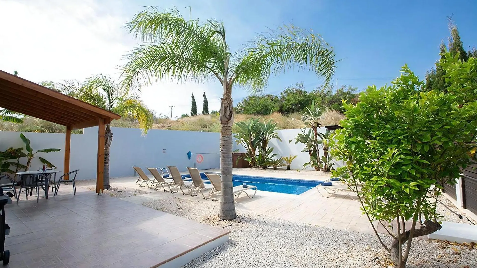 Villa Kanthos - Beautiful 4 Bedroom Protaras Villa With Pool - Close To The Beach